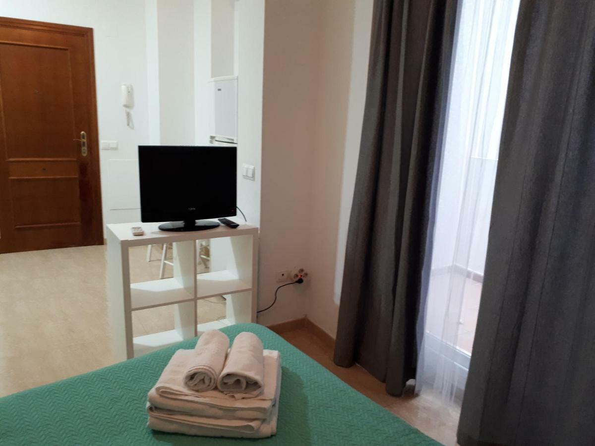 Apt En Carreteria En Centro Historico Apartman Málaga Kültér fotó