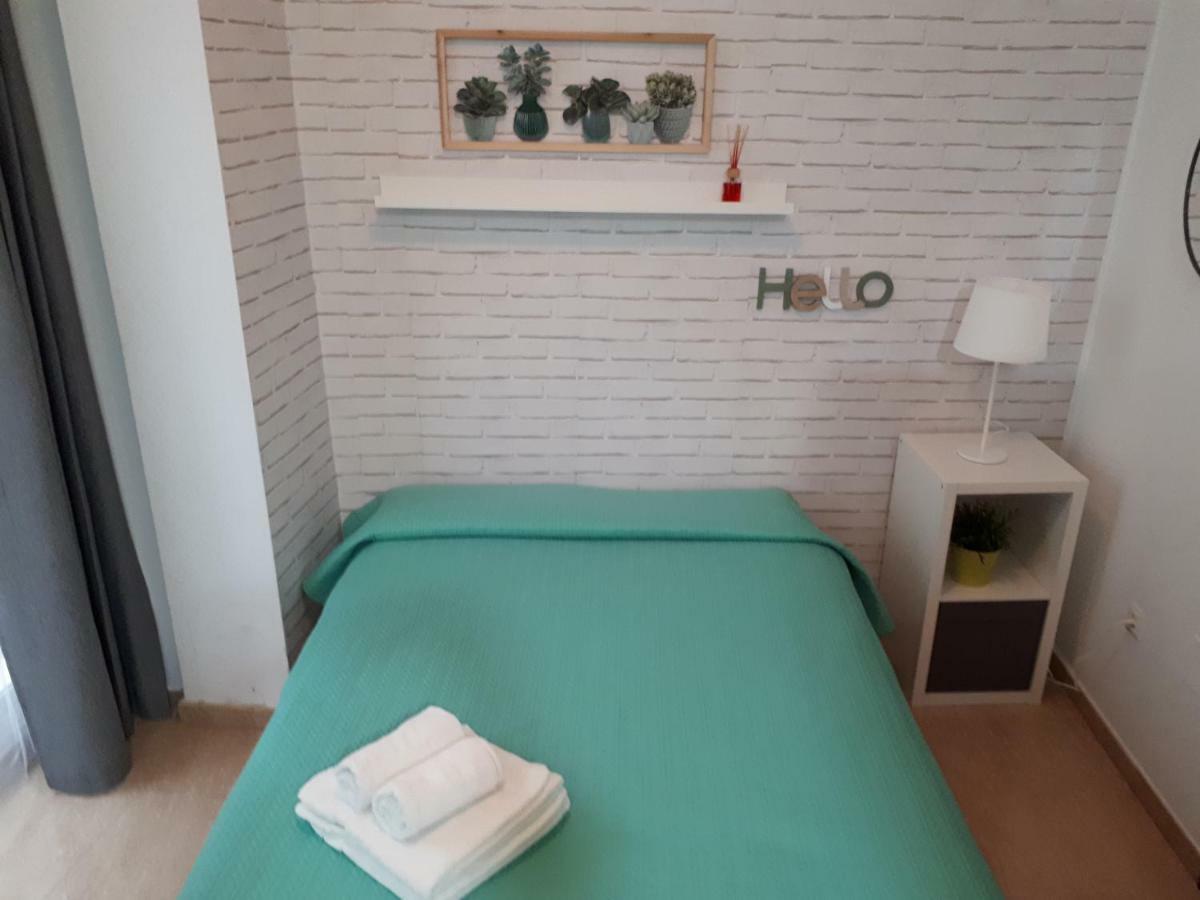 Apt En Carreteria En Centro Historico Apartman Málaga Kültér fotó
